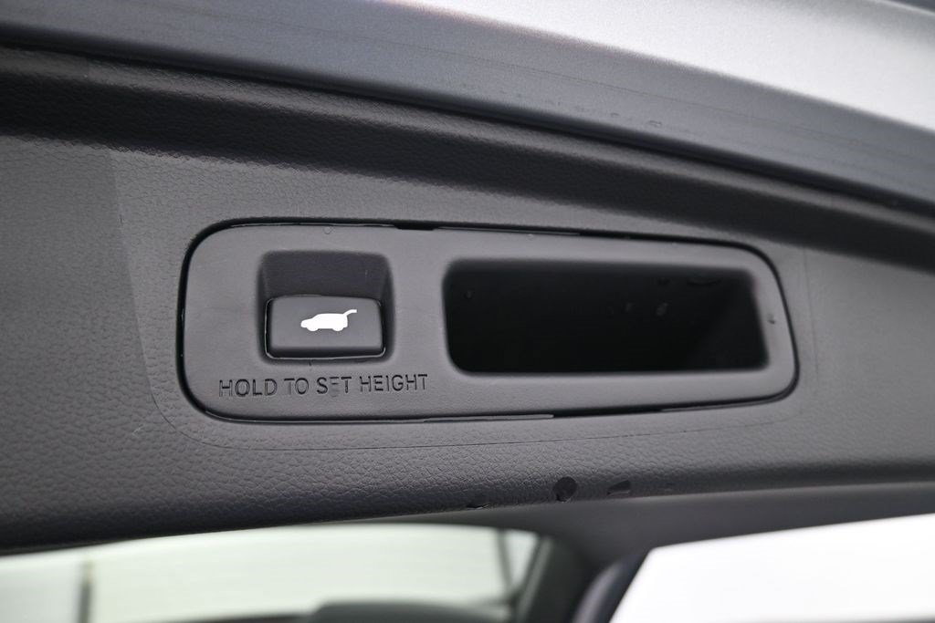 Used 2026 Honda CR-V EX-L image 16