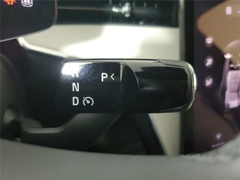 Certified 2025 Volvo EX90 Ultra AWD/4WD image 27