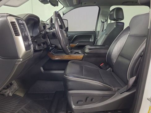 Used 2017 Chevrolet Silverado 2500 High Country w/ Duramax Plus Package image 18