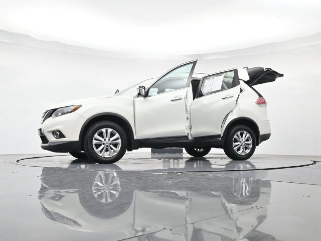 Used 2016 Nissan Rogue SV w/ SV Premium Package AWD/4WD image 54