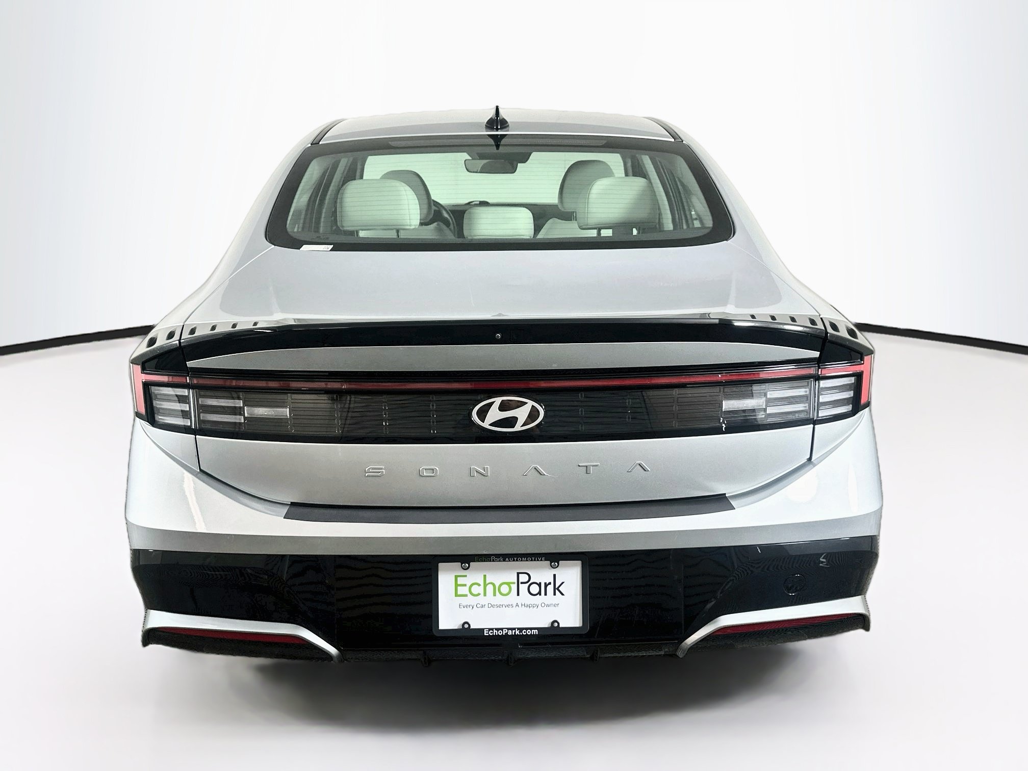 Used 2025 Hyundai Sonata SEL FWD image 7