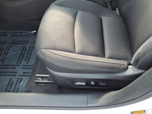 Used 2023 Nissan Altima 2.5 SV w/ SV Premium Package AWD/4WD image 14