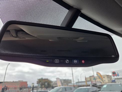 Used 2012 GMC Acadia SLE FWD image 21
