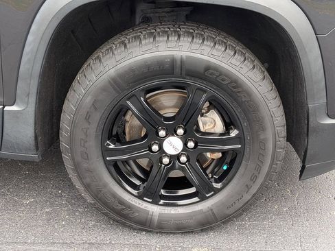 Used 2020 GMC Acadia AT4 w/ Driver Alert Package II AWD/4WD image 27