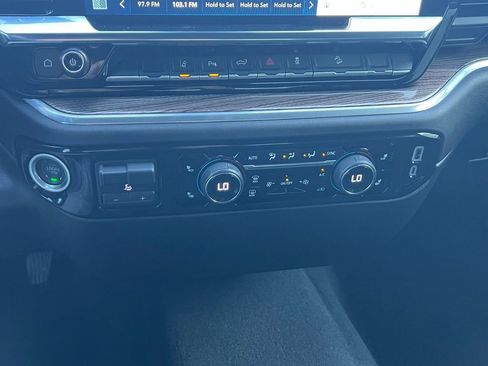 Used 2024 Chevrolet Silverado 2500 LT w/ Safety Package AWD/4WD image 34