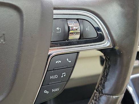 Used 2020 Lincoln Navigator L Reserve w/ Luxury Package AWD/4WD image 32