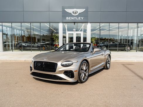 Used 2025 Bentley Continental GT Speed image 1