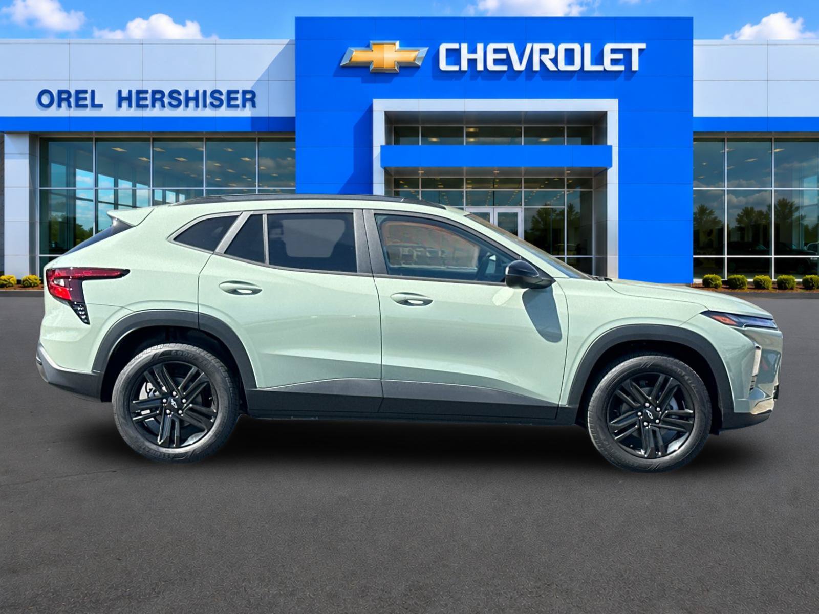 New 2026 Chevrolet Trax ACTIV w/ Driver Confidence Package FWD image 3