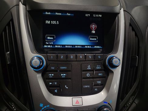 Used 2017 Chevrolet Equinox LT w/ Convenience Package image 25