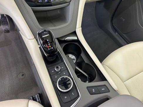 Certified 2024 Cadillac XT5 Premium Luxury w/ LPO, Floor Liner Package image 20