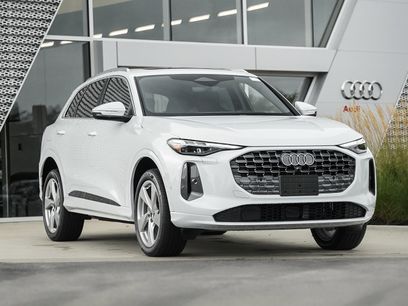 New 2025 Audi Q5 Premium Plus