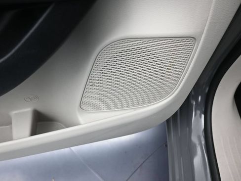 Used 2022 Chrysler Pacifica Touring-L FWD image 14