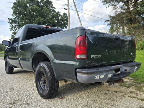 Used 2003 Ford F250 2WD Regular Cab Super Duty image 5
