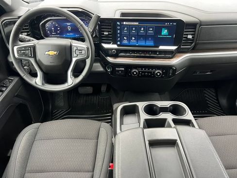 Used 2026 Chevrolet Silverado 1500 LT AWD/4WD image 3