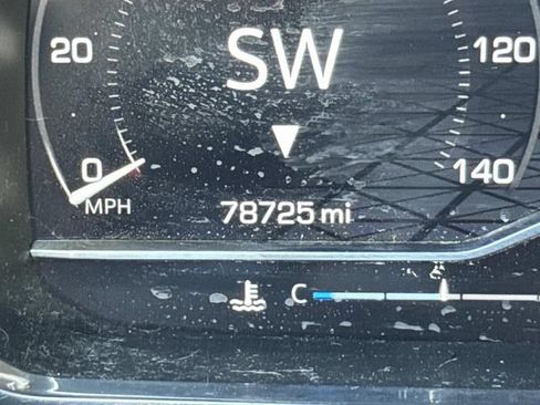 Used 2022 GMC Yukon XL SLE w/ Gmc Pro Safety Plus Package RWD image 29
