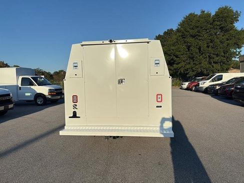 New 2025 Chevrolet Express 3500 w/ Power Convenience Package image 7