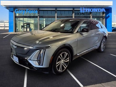 Used 2025 Cadillac Lyriq Luxury RWD image 4