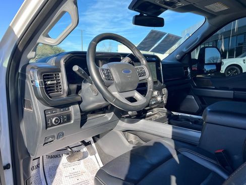 Used 2024 Ford F250 Lariat w/ Lariat Ultimate Package image 28