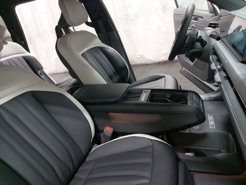 New 2026 Kia EV9 GT-Line image 10