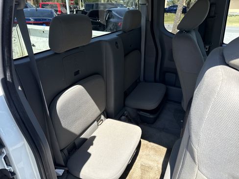 Used 2018 Nissan Frontier S image 22