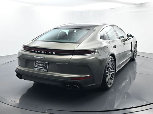 Used 2025 Porsche Panamera 4 image 14