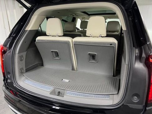 Certified 2023 Cadillac XT6 Premium Luxury w/ LPO, Floor Liner Package image 20