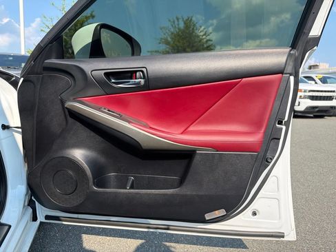 Used 2016 Lexus IS 350 RWD image 33