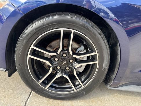 Used 2020 Ford Mustang Premium RWD image 22