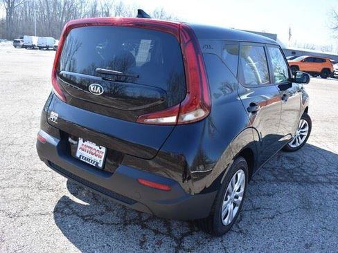 Used 2021 Kia Soul LX FWD image 8
