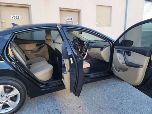 Used 2012 Hyundai Elantra GLS w/ Preferred Pkg 3 FWD image 17