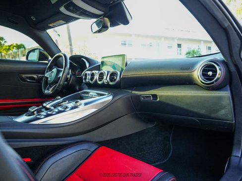 Used 2019 Mercedes-Benz AMG GT Coupe image 29