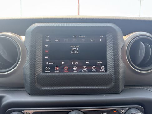 Used 2020 Jeep Wrangler Unlimited Sport S AWD/4WD image 29