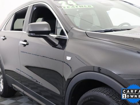 Used 2024 Cadillac XT4 Premium Luxury image 3