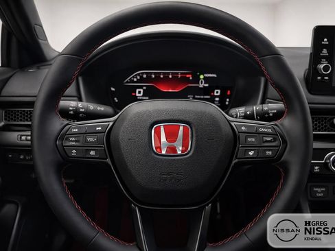 Used 2025 Honda Civic Type R image 6