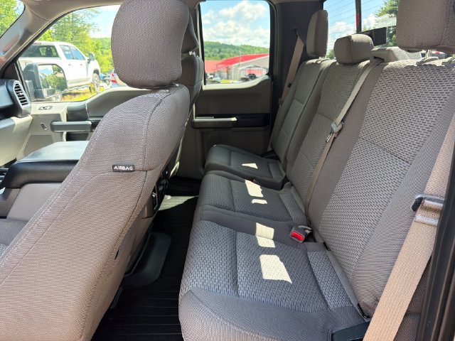 Used 2017 Ford F150 XLT w/ Equipment Group 302A Luxury AWD/4WD image 26