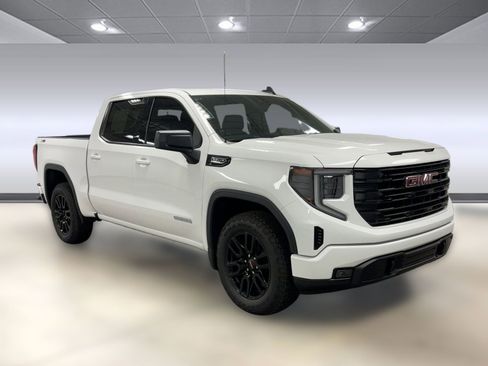 Certified 2025 GMC Sierra 1500 Elevation w/ Preferred Package image 5