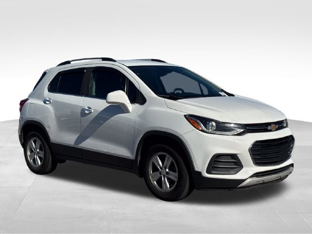 Used 2020 Chevrolet Trax LT w/ LT Convenience Package FWD image 10