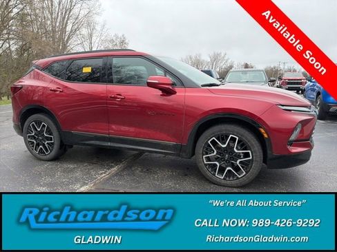 Used 2024 Chevrolet Blazer RS w/ Enhanced Convenience Package image 1