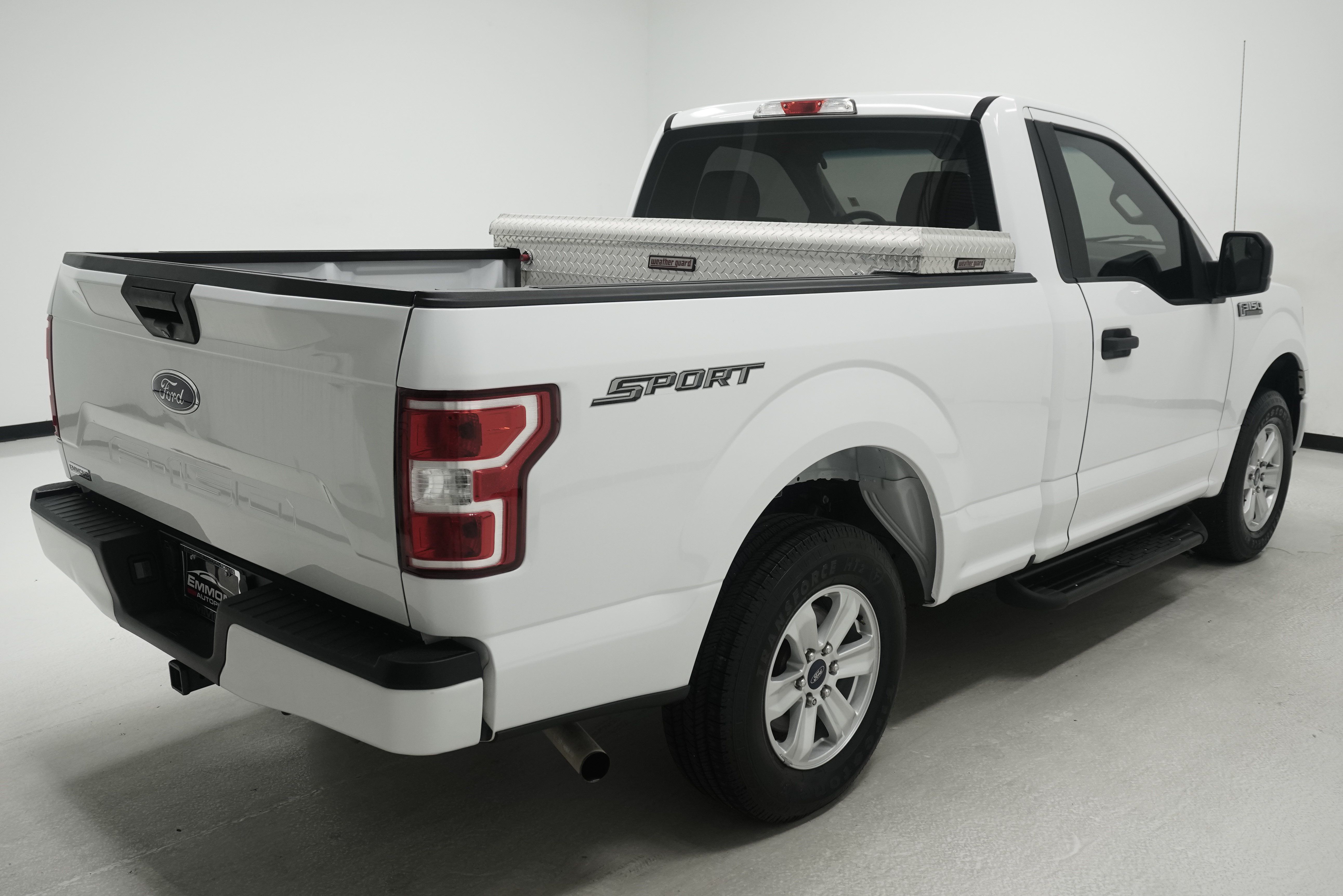 Used 2018 Ford F150 XL w/ Equipment Group 101A Mid RWD image 4