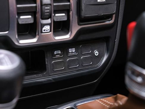 Used 2024 Jeep Wrangler Unlimited Sport AWD/4WD image 66