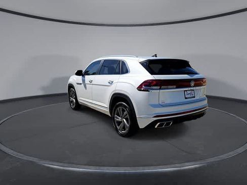 Used 2024 Volkswagen Atlas Cross Sport SEL R-Line AWD/4WD image 6