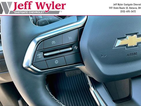 New 2026 Chevrolet Traverse LT w/ Driver Confidence Package FWD image 22