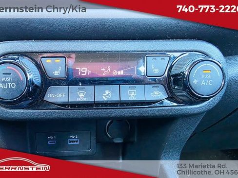 Used 2024 Nissan Kicks SR w/ SR Premium Package FWD image 12