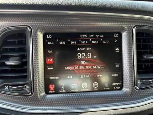 Used 2015 Dodge Challenger SRT Hellcat RWD image 30