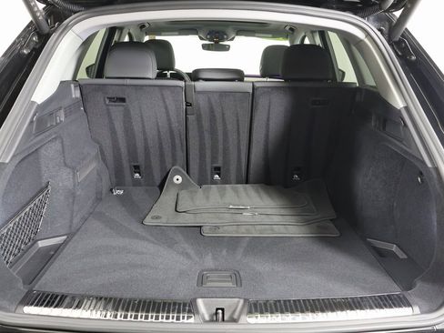 Used 2025 Audi Q5 Premium Plus w/ Premium Plus image 16