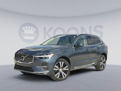 Used 2023 Volvo XC60 B5 Plus w/ Climate Package