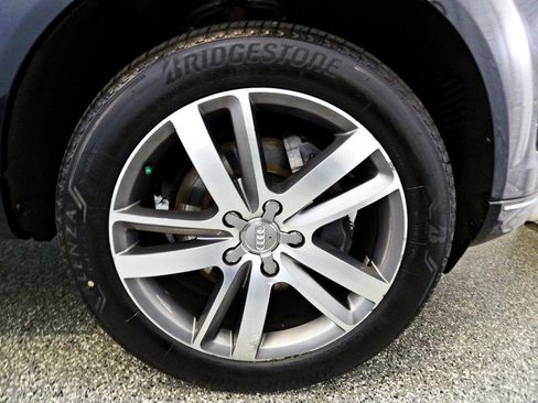 Used 2015 Audi Q7 TDI Premium Plus w/ Premium Plus Package AWD/4WD image 23