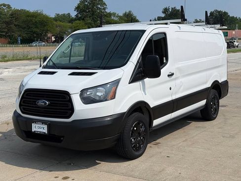 Used 2019 Ford Transit 150 130 Low Roof RWD image 2