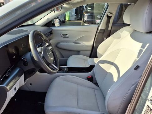 Used 2024 Hyundai Kona SEL AWD/4WD image 16