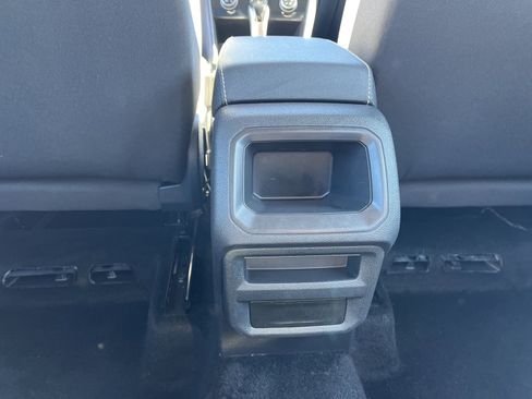 Used 2025 Volkswagen Taos S image 37